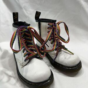 Dr Martens‎ Toddler size 10 White Leather Lace Up Boots Rainbow Laces 1460T